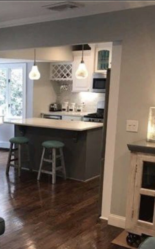 Foto principal - 1 Wellington Dr