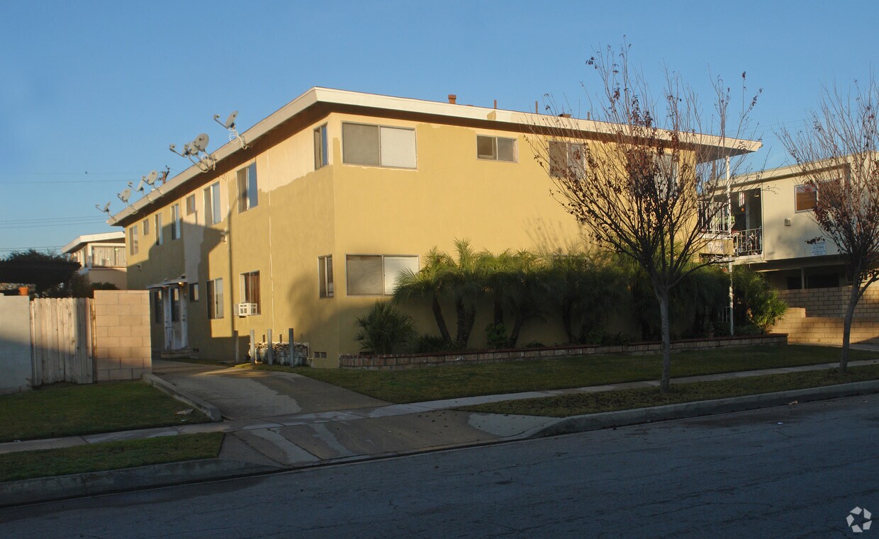 Foto del edificio - 509 S Eremland Dr
