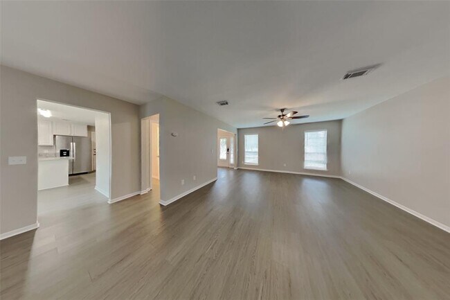 Foto del edificio - 9806 Arrowgrass Dr
