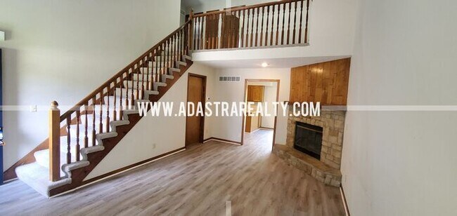 Foto del edificio - Affordable Duplex in Blue Valley School District-Available NOW!!