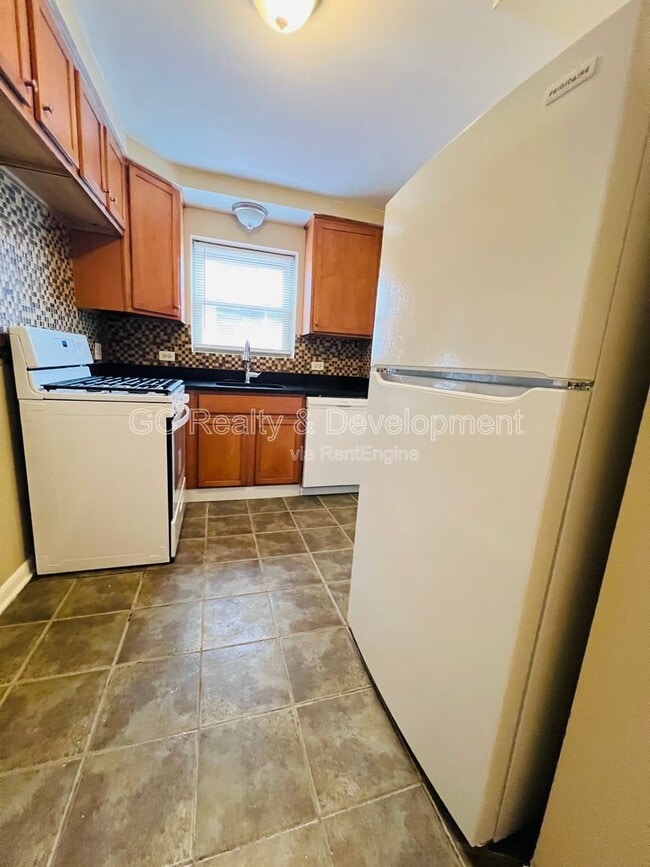 Foto del edificio - 1711 W Estes Ave