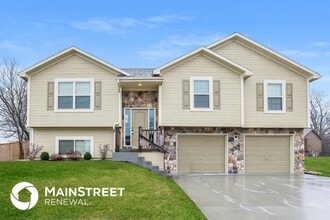 Building Photo - 523 Buffalo Dr