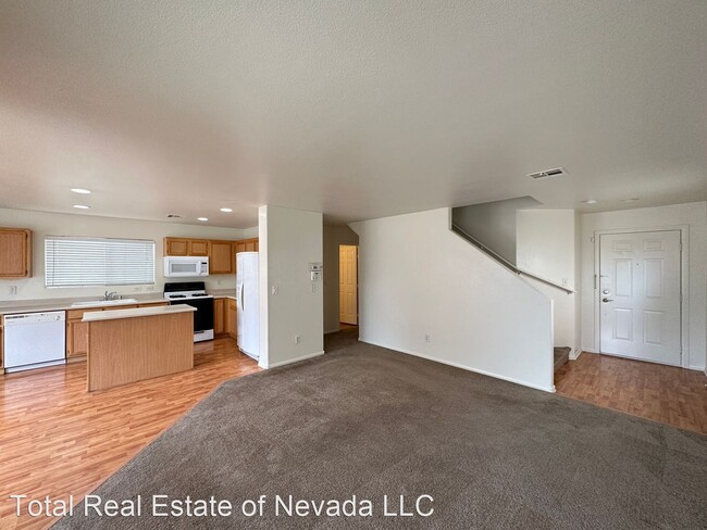 Building Photo - 3 br, 2.5 bath House - 5620 DoubleDay St.