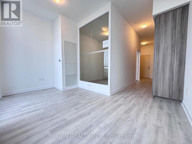 Photo du bâtiment - 15 Richardson St