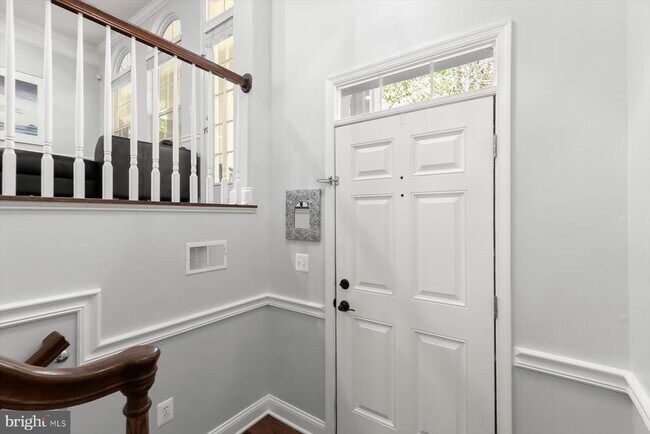 Foto del edificio - 7207 Phelps Hill Ct