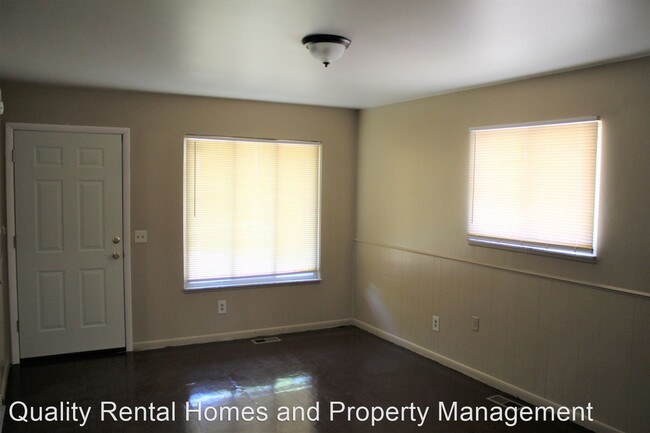 Foto del edificio - 3 br, 1 bath House - 4009 Brunswick Ave