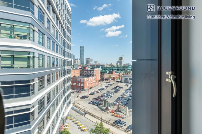 Building Photo - 775 Beacon St