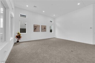Building Photo - 11049 Concord Vly Dr