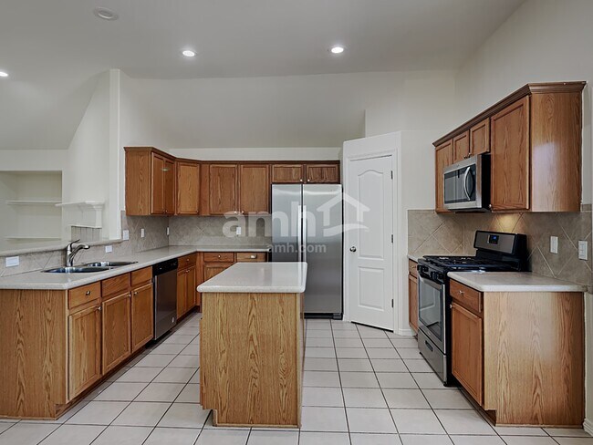 Building Photo - 7007 Casita Dr