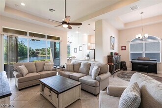 Building Photo - 13730 Willow Haven Ct