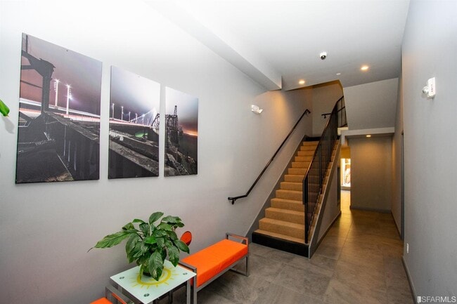 Building Photo - 237 Shipley St