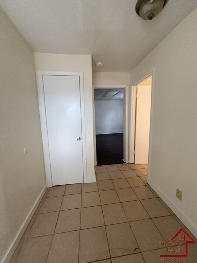 Foto del edificio - 688 Bybee Branch Rd