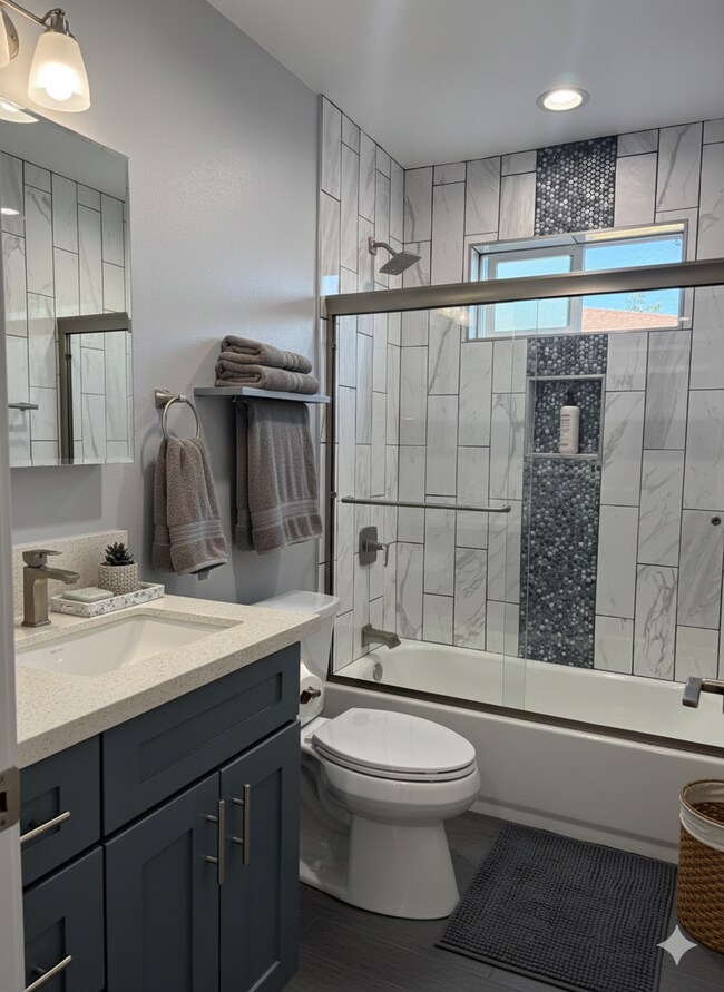 Building Photo - 1346 E Vernon Ave