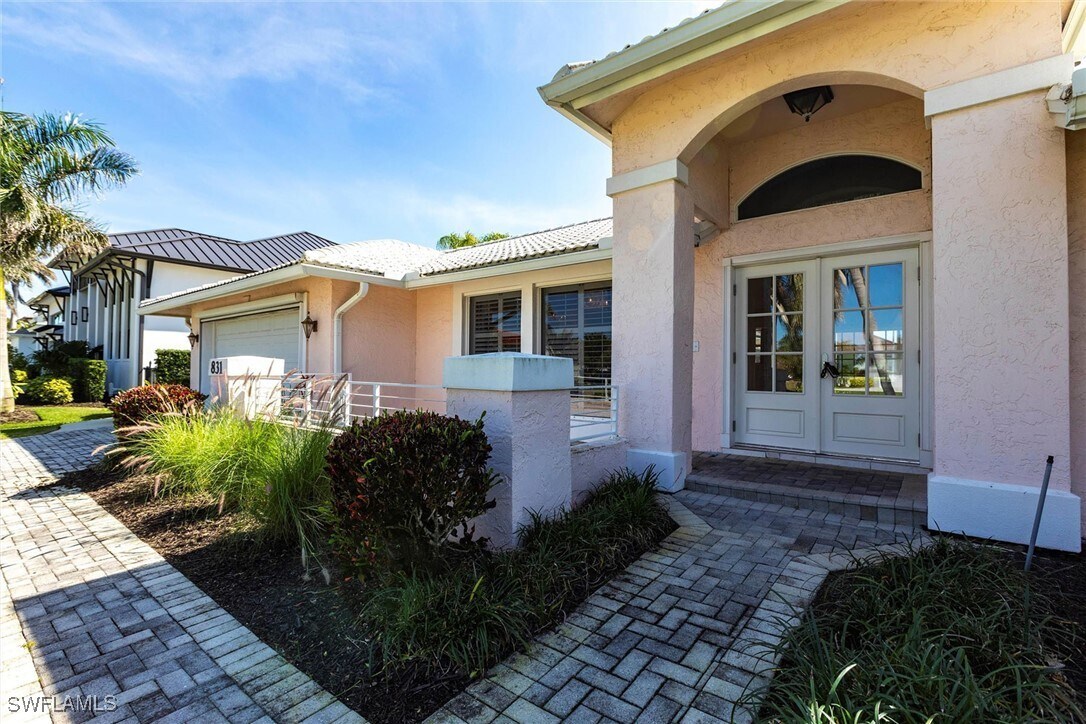 Foto principal - 831 Old Marco Ln