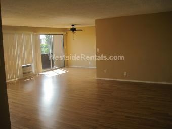 Foto principal - 8375 Fountain Ave