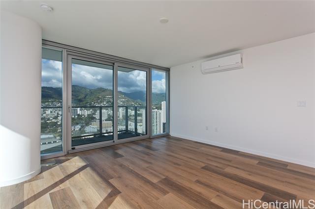 Foto del edificio - 1515 Liona St