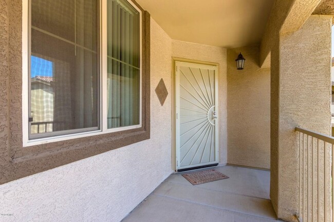 Building Photo - **MOVE-IN SPECIAL: 50% OFF 1ST MONTH RENT!...