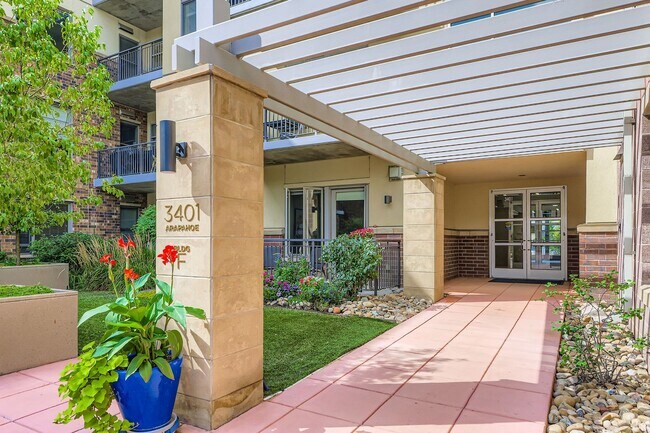 Foto del edificio - Exquisite Peloton Studio w/ Large Balcony - All the Amenities