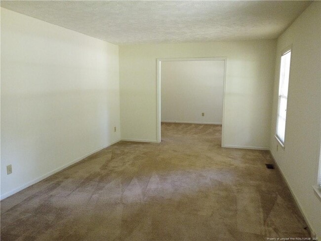 Building Photo - 1711 Valley Ridge Dr