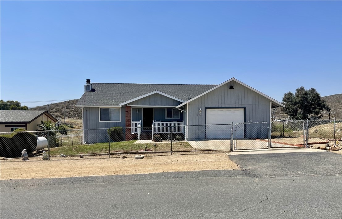 Foto principal - 28121 West Dr