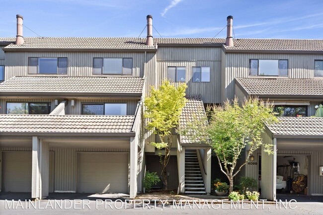 Building Photo - 2 br, 2.5 bath House - 4101 JEFFERSON PARKWAY