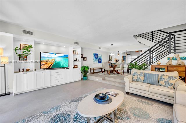 Foto del edificio - 7018 SW 53rd Ln