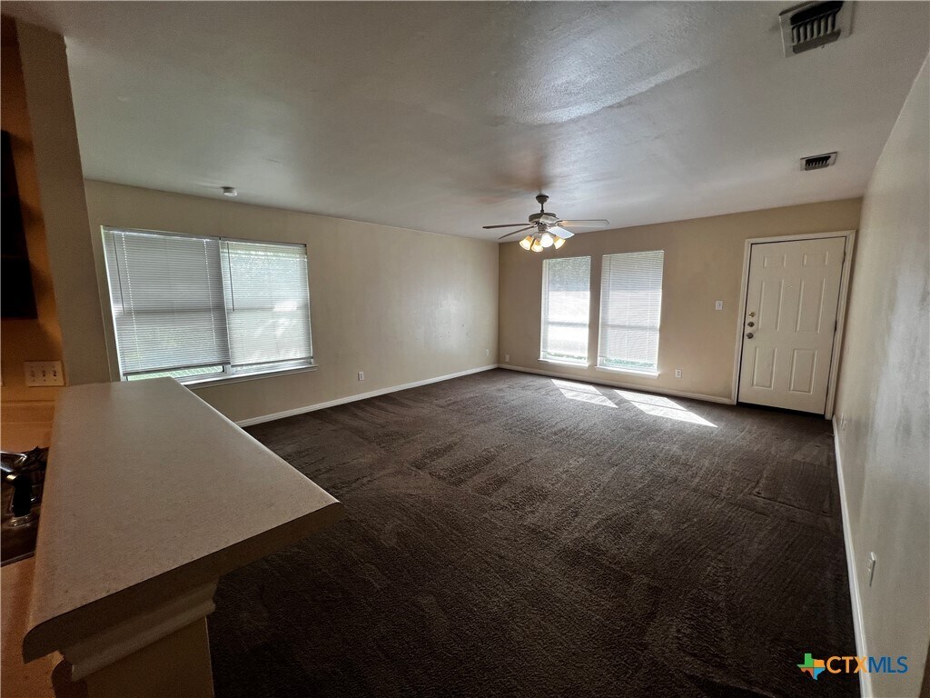 Foto principal - 1223 Clyde St