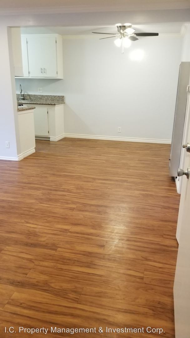 Building Photo - 11311 Hatteras St