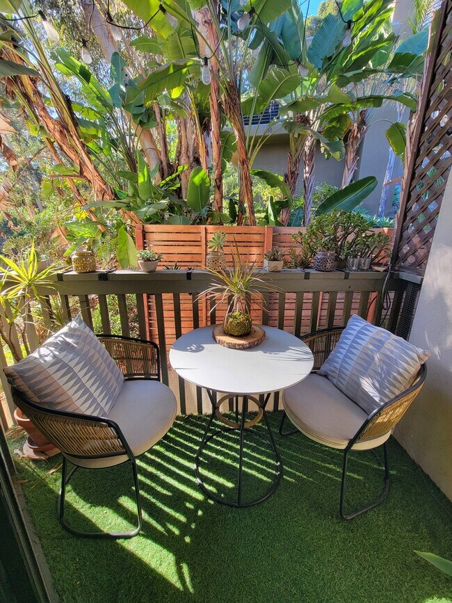 Foto del edificio - 943 Torrance St