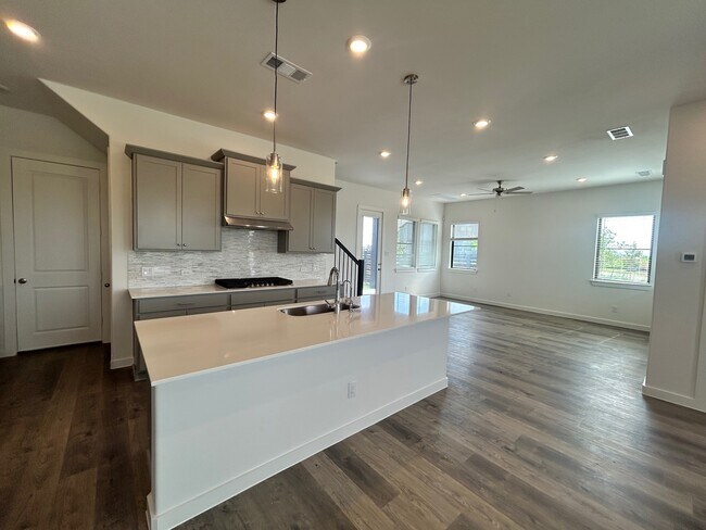 Foto del edificio - 3331 Loam Ln
