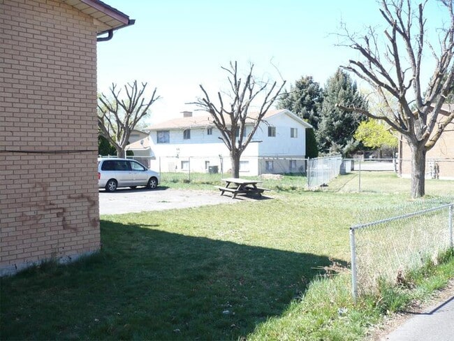 Building Photo - 1540 S 400 E