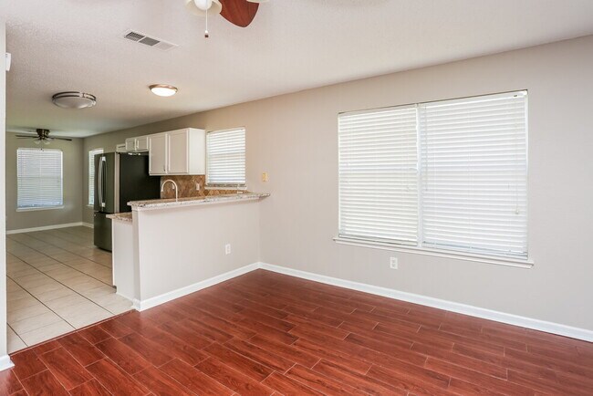 Building Photo - 8104 Gardengate Ct