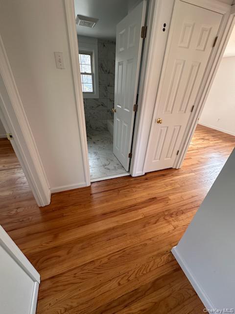 Foto del edificio - 23 Linden Dr