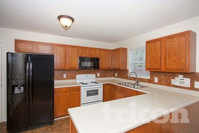 Foto del edificio - 1404 Weston Ln