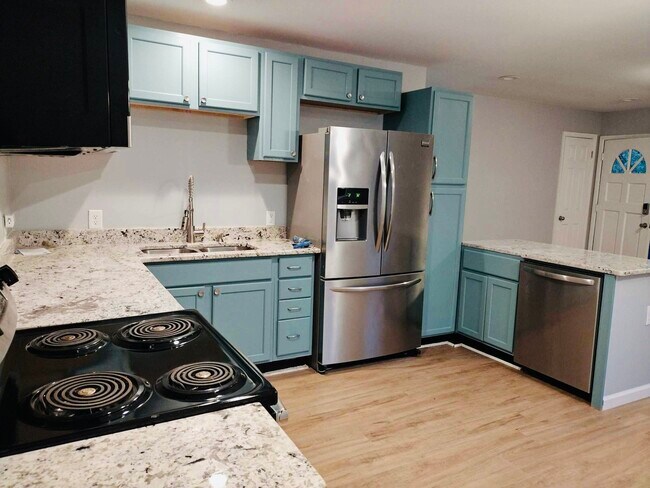 Building Photo - 1919 Capps St