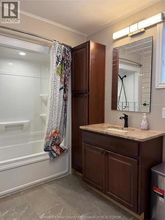 Building Photo - 11 Marlborough St E