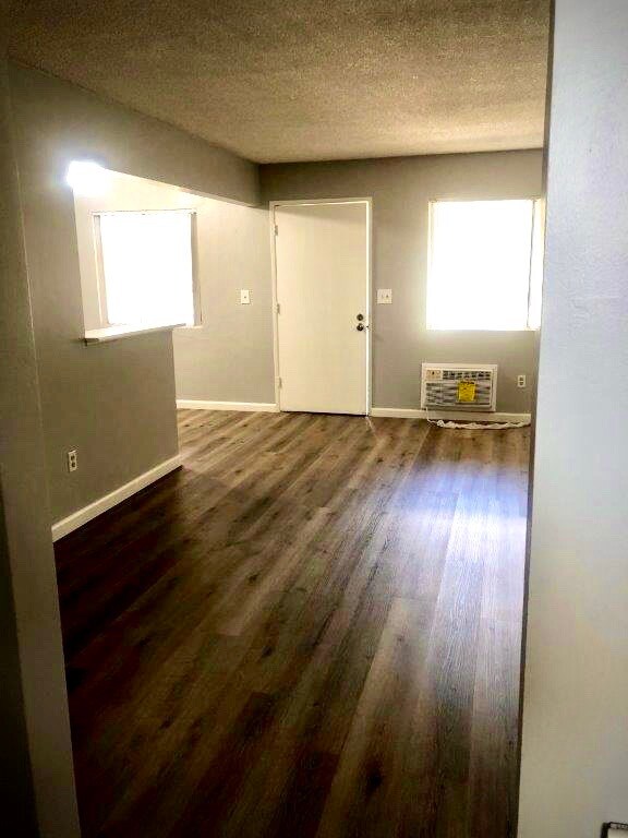 Foto principal - 1815 S Euclid Ave
