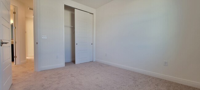 Foto del edificio - 135-45 Larkton Ln, Orlando FL 32832