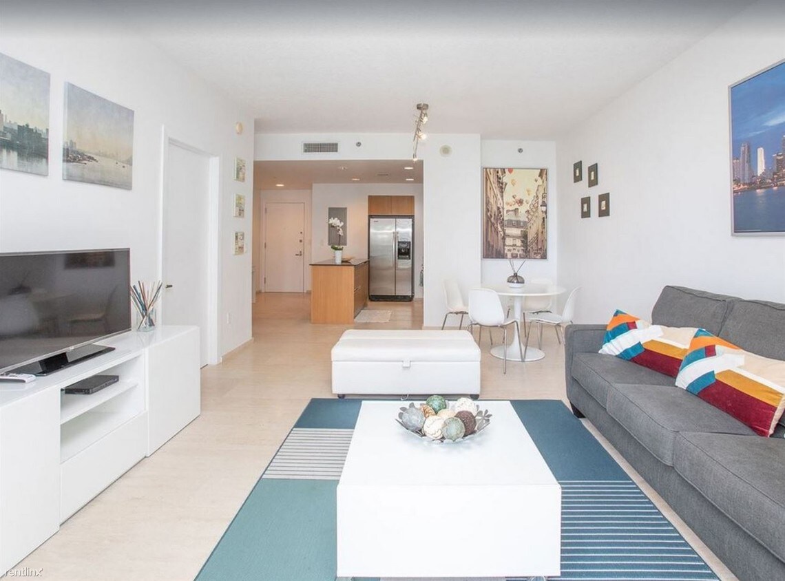 Primary Photo - 1 br, 1 bath Apartment - 1365 NE 105th St