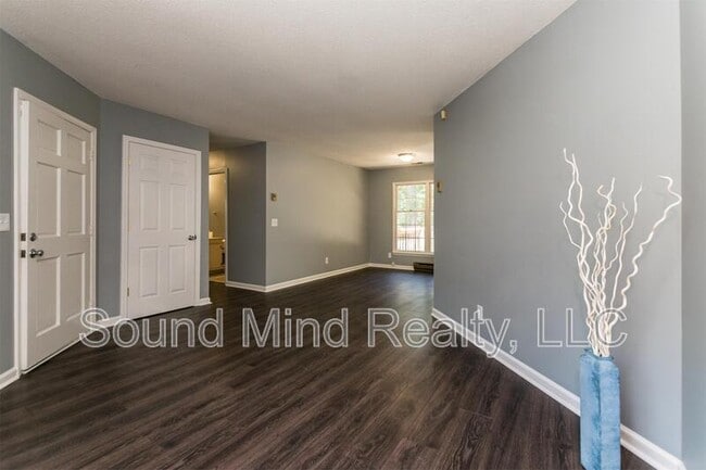 Building Photo - 2413 Keith Dr