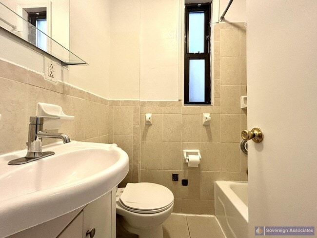 Foto del edificio - 521 W 156th St