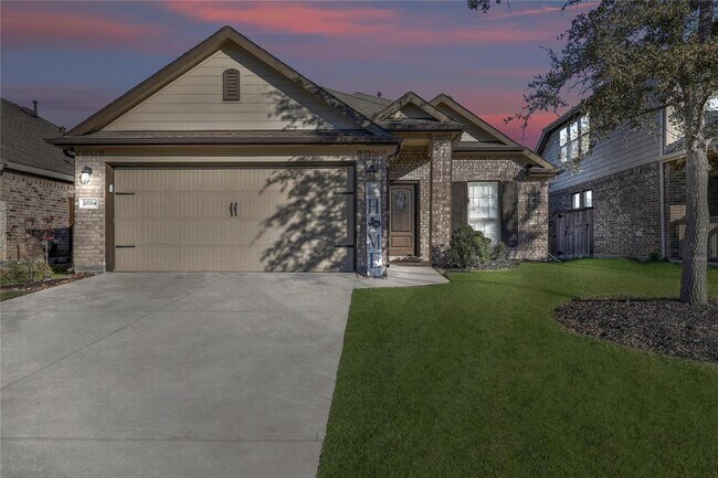 Foto del edificio - 20334 Highfield Park Dr