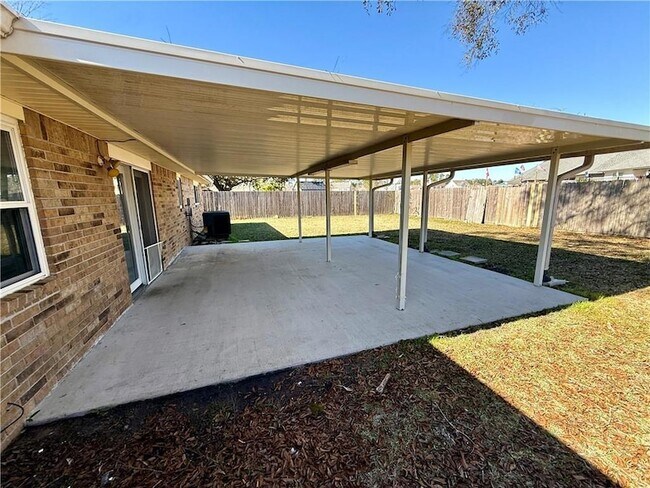 Foto del edificio - 450 Lenwood Dr