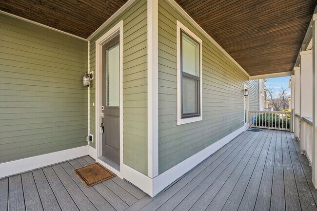 Foto del edificio - 713 Mill Creek Meadow Dr