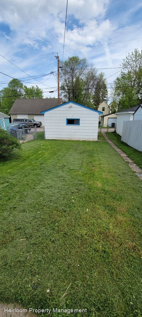 Building Photo - 3 br, 2 bath House - 3816 W 7th St