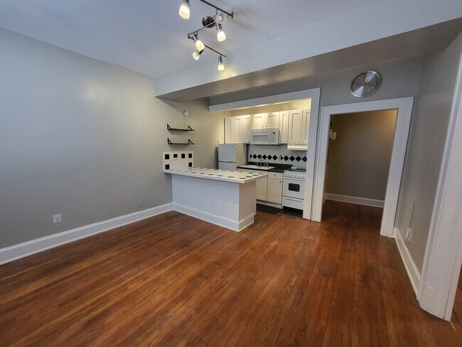 Foto del edificio - 1312 Willow Branch Ave