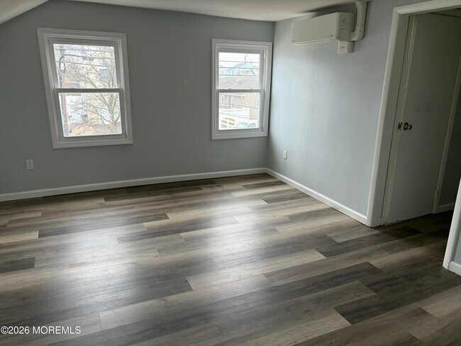 Foto del edificio - 707 Florence Ave