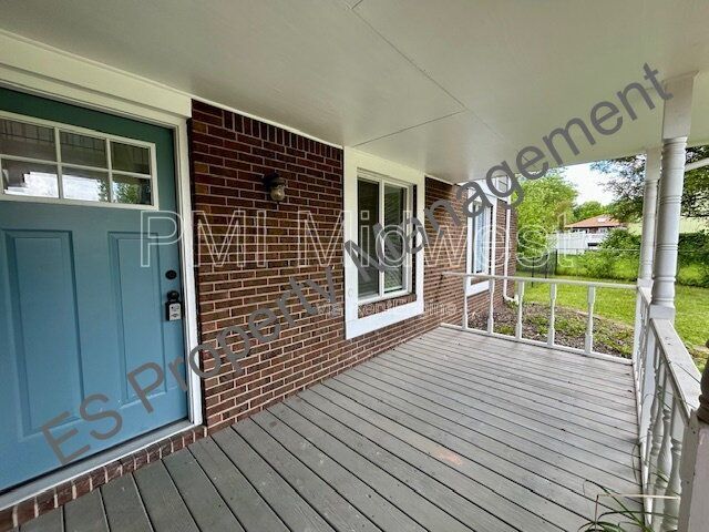 Building Photo - 6627 Live Oak Rd