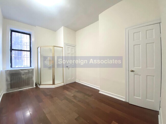 Building Photo - 270 Fort Washington Ave