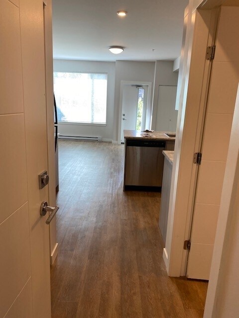 Photo du bâtiment - 215-215 31st St